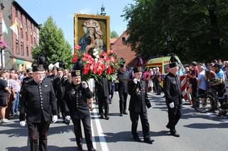 Pielgrzymka Mężczyzn i Młodzieńców do Piekar Śląskich - ZDJĘCIA 