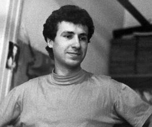 Młody dziennikarz zginął w bulwersujących okolicznościach. Jego ciała do dziś nie odnaleziono 