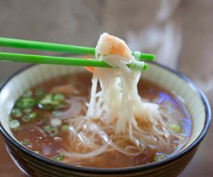 Kuchnia wietnamska - jak zrobić zupę pho?