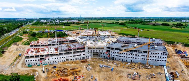 Budowa Szpitala Onkologicznego we Wrocławiu - lipiec 2025