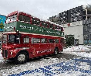 Promenada i sklepy w świątecznej odsłonie 