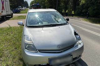 Potworny pod Legionowem. 69-latek gruchnął w nastolatka przebiegającego przez jezdnię. Dziecko trafiło do szpitala