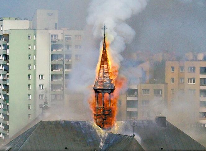 Świątynia w ogniu