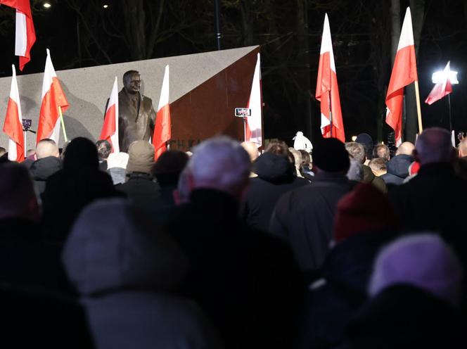 Odsłonięcie pomnika Lecha Kaczyńskiego przy Placu Teatralnym w Lublinie