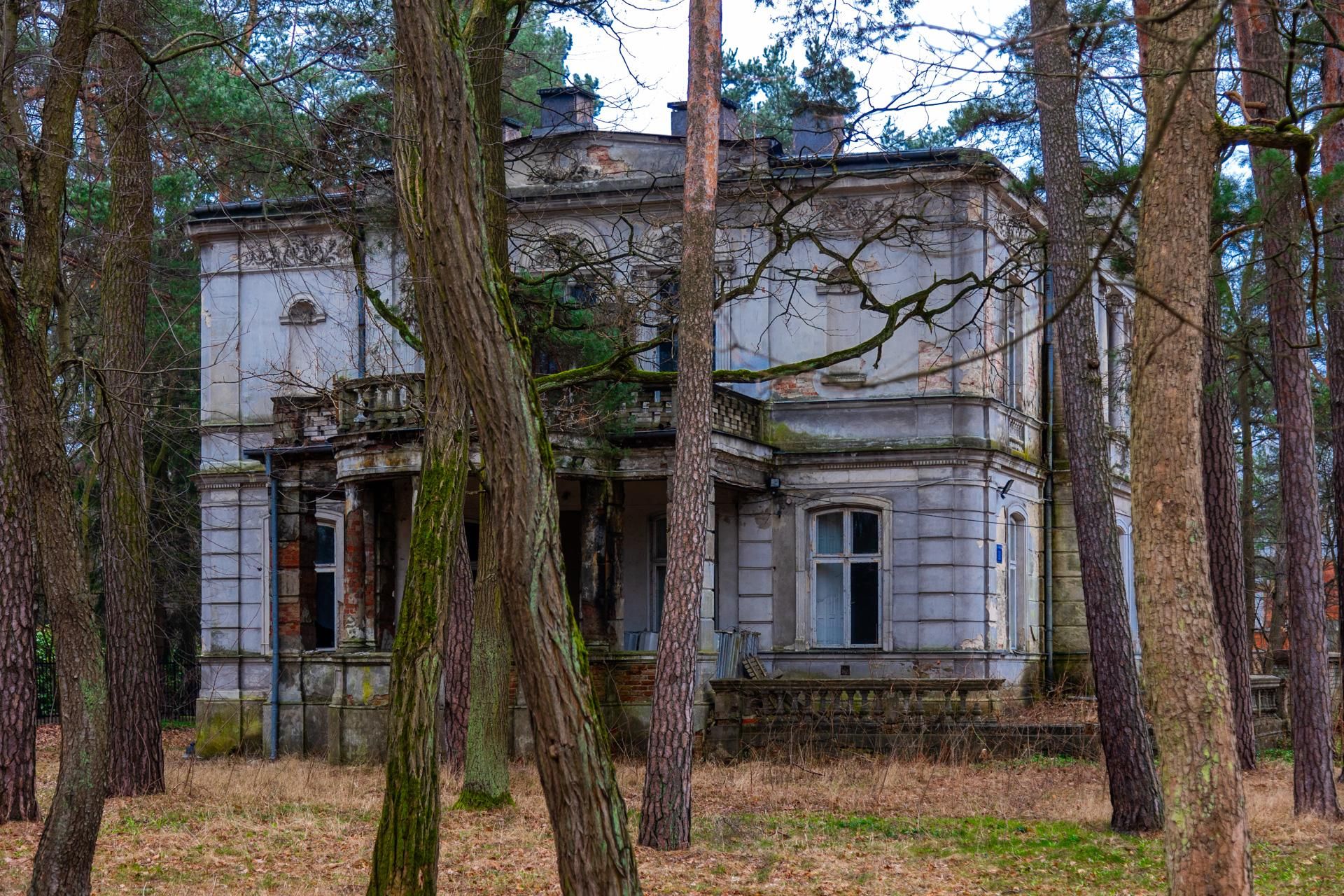 Willa Helena, ul. Żeromskiego 11, Konstancin-Jeziorna