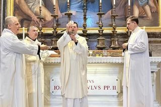 Msza św. przy grobie Jana Pawła II: Budujcie dziś Królestwo Boże