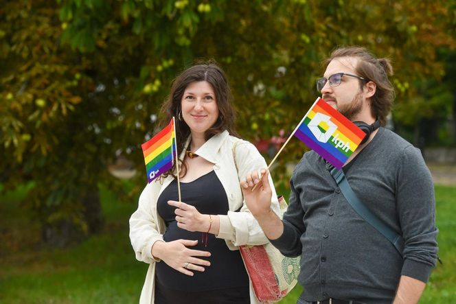 VI Toruński Marsz Równości. Przeciwnicy modlili się w centrum