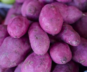 Spowalnia proces starzenia, chroni przed katarem. Dziwny ziemniak ma posmak pistacji