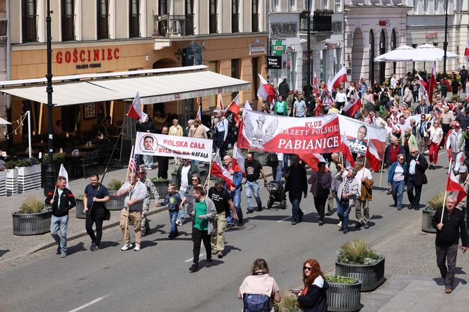 Dwa marsze w Warszawie. Wyborcy zgromadzili się w stolicy