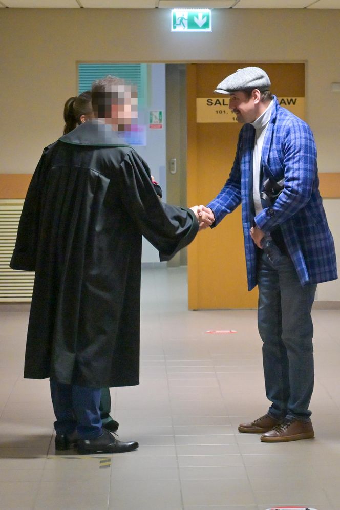 Anna Mucha pozwała Paulinę Smaszcz