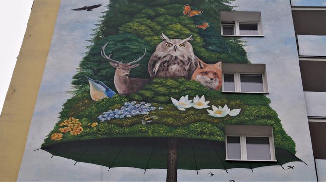 Nowy mural na bydgoskim Błoniu. Powstał ze specjalnych farb [ZDJĘCIA] 