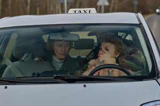 Na Wspólnej, odcinek 4005: Nożownik zaatakuje Beatkę! Jej życie zawiśnie na włosku - ZDJĘCIA