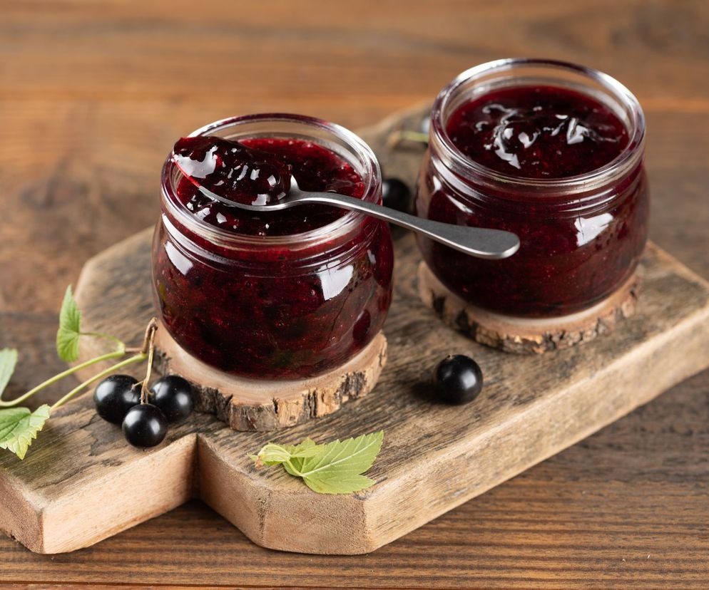 konfitura z czarnej porzeczki