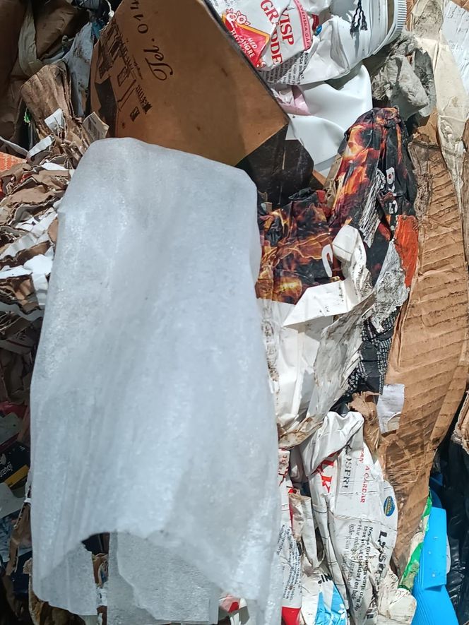 25 ton nielegalnych odpadów ze Szwecji zatrzymane w Polsce