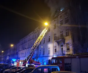 Pożar w centrum Łodzi. Ewakuowano 8 osób