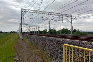 Podłożył pocisk moździerzowy na tory. Mogło dojść do olbrzymiej tragedii