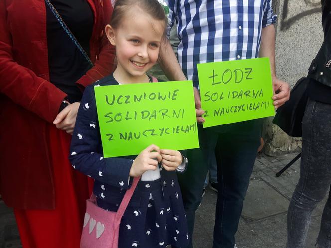 Wiec poparcia dla nauczycieli. Łódź