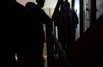 Łódzka policja rozbiła grupę handlującą dopalaczami. Wśród zatrzymanych pseudokibice