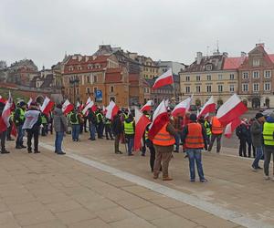 Rolnicy w Lublinie rozpoczęli przemarsz. Mamy zdjęcia!