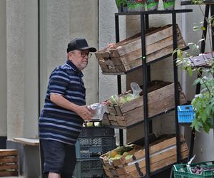 Edward Miszczak i Anna Cieślak na bazarku