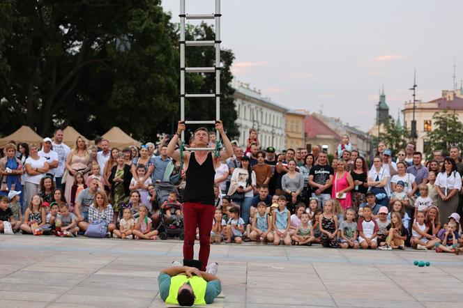 Ostatni dzień Carnavalu Sztukmistrzów 2023 w Lublinie