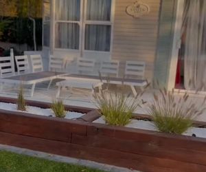 Rafał Brzozowski oferuje apartamenty na wynajem. Tak wyglądają pokoje