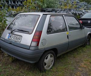 Renault 5. Cena wywoławcza - 1000 zł