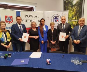 Umowa na przekazanie dotacji na zakup nowego sprzętu dla Szpitala Miejskiego w Siedlcach została podpisana 28 kwietnia