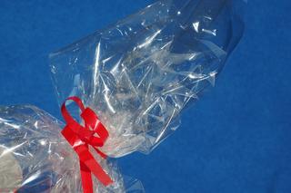 Tych rzeczy absolutnie nie wolno wrzucać do toalety. Incydent kałowy gwarantowany