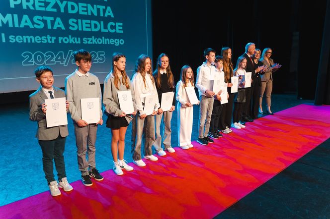 Blisko 700 najzdolniejszych siedleckich uczniów z nagrodami za dokonania w nauce!