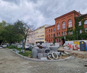Tak przebiega rewitalizacja Placu Wolności w Bydgoszczy. Zaglądamy na plac budowy