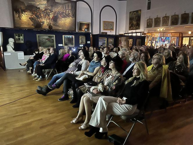 Pokazy filmu o Tamarze Łempickiej w MPA