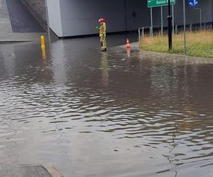 Przejazd na Giszowcu zalany 