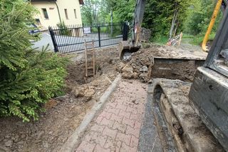 Dramat w Zakopanem! Ziemia zasypała mężczyznę, wyciek gazu utrudniał akcję ratunkową