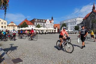 Tarnowskie Góry: W mieście powstaje 30 km nowych dróg rowerowych i centrum przesiadkowe