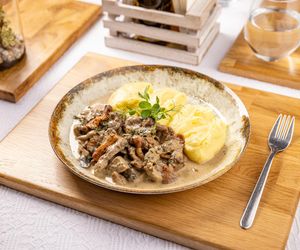 Grzyby duszone w śmietanie.  Sprawdzony przepis, który warto zapisać