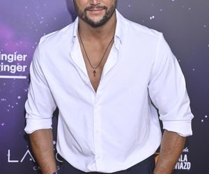 Rutkowski w nowej zaczesce, Rozenek-Majdan z wąsem na głowie i naga Kamińska