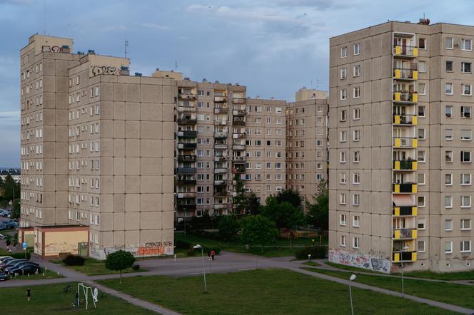 Osiedle Armii Krajowej w Opolu - zdjęcia. Marzenie dla miłośników wielkiej płyty