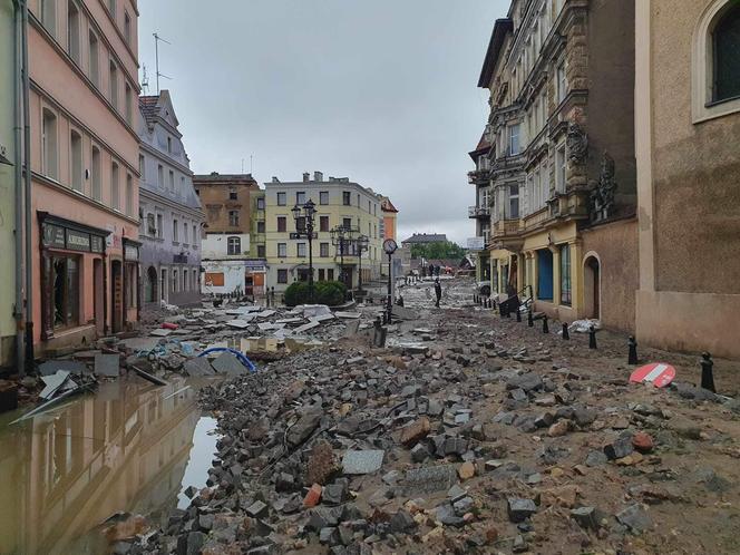 Kłodzko długo będzie walczyło ze skutkami powodzi 