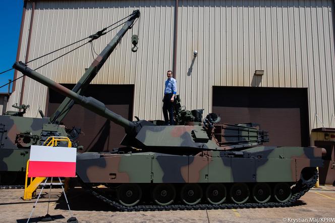 Morawiecki odwiedził zakłady ANAD Anniston Army Depot w Alabamie