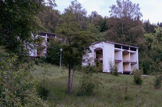 W cieniu Piramid. Jaszowiec był pierwszą dzielnicą uzdrowiskową Ustronia - dziś niszczeje, kolejne budynki znikają