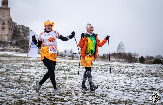 Bieg w spódnicach i sukienkach na Jurze