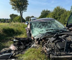Poważny wypadek w Warmińsko-Mazurskiem. Dwie osoby ranne