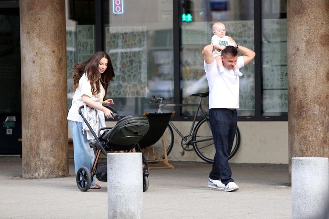 Marcin Hakiel z Dominiką  Serocką w studiu tatuaży