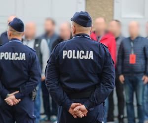 Ile zarabia się w polskiej policji?