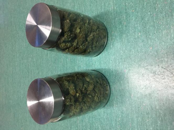 Znaleziono ponad kilogram narkotyków