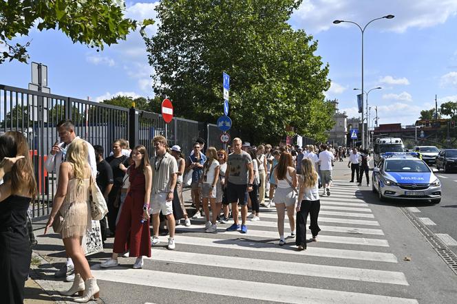 Koncert Taylor Swift w Warszawie. Spytaliśmy fanów, co wiedzą o Powstaniu Warszawskim