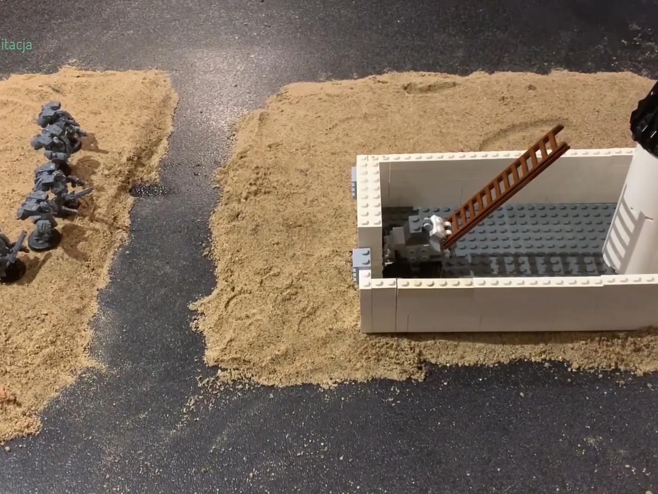 Poznański chirurg za pomocą klocków Lego wyjaśnia, w jaki sposób atakuje koronawirus