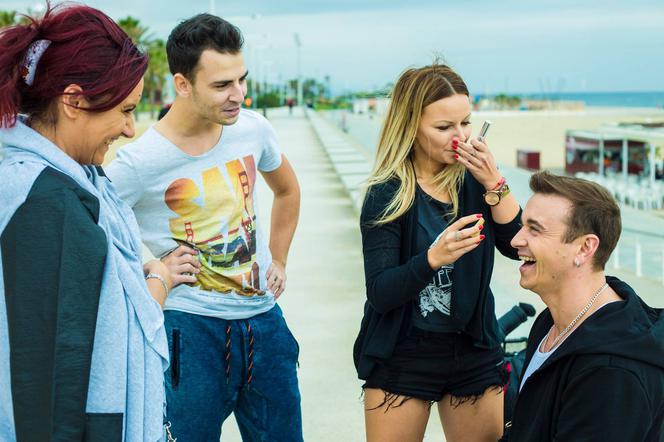 RADEK  LISZEWSKI Z ŻONĄ W BARCELONIE