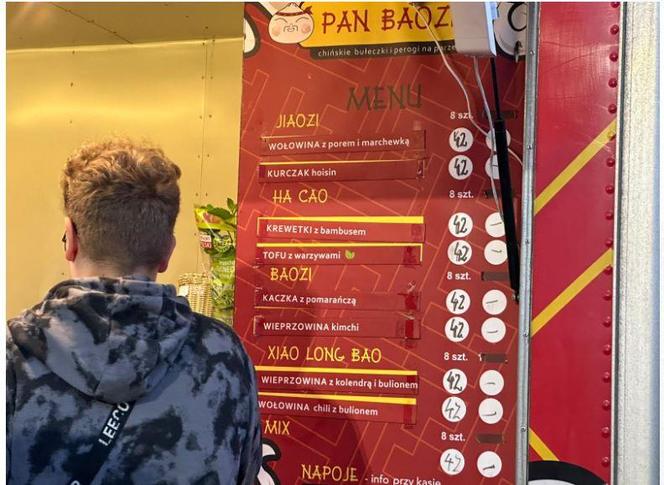 Foodtruckowe miasteczko na Openerze. Za zwykłą zapiekankę zapłacisz majątek 